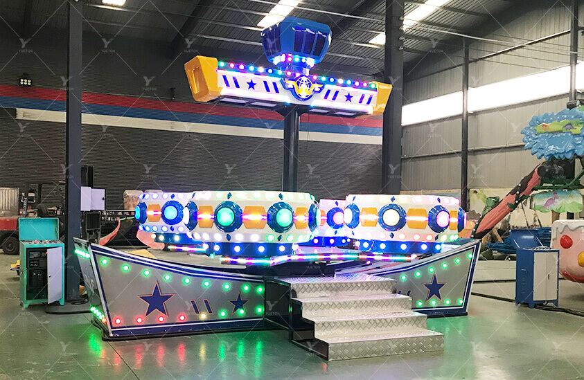 Аттракцион «Летающая машина авиатора» 5FR-03