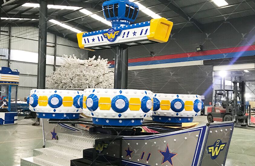 Аттракцион «Летающая машина авиатора» 5FR-03