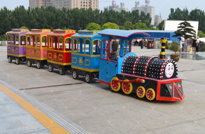Безрельсовый поезд Thomas на 24 места, модель 5ST-09